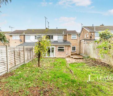 3 bedroom semi-detached house to rent - Photo 6