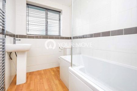 3 bedroom semi-detached house to rent - Photo 4