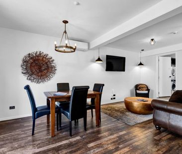 Fully Furnished in central location - Photo 5