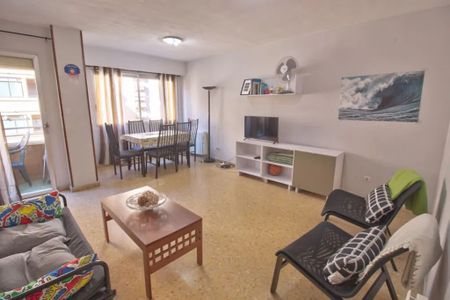 Carrer de Polo y Peyrolón, Valencia, Valencian Community 46021 - Photo 4