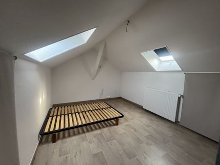 APPARTEMENT T5 EN DUPLEX - 39 RUE GARIBALDI - Photo 5