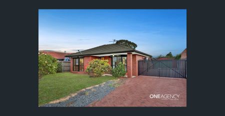 Stylish Family Home in Prime Altona Green Location - Photo 2