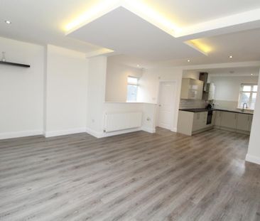 2 bedroom maisonette to rent - Photo 4