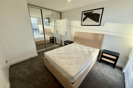 Castleward Boulevard - Photo 4