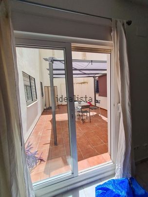 Alquiler de piso en Calle Fernando el Católico, 23 - Photo 1