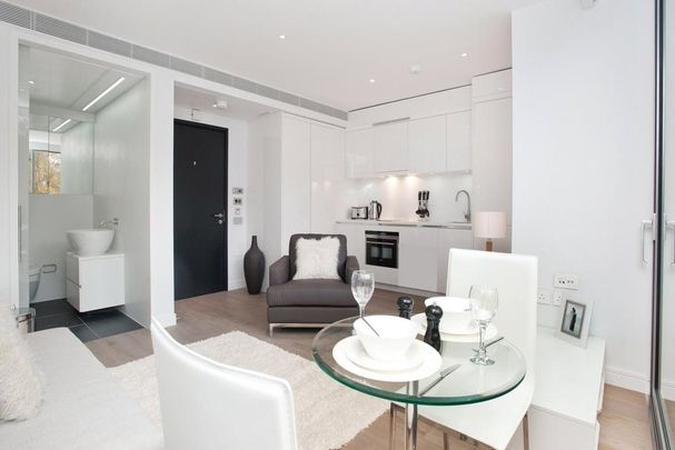 Studio to rent - Photo 1