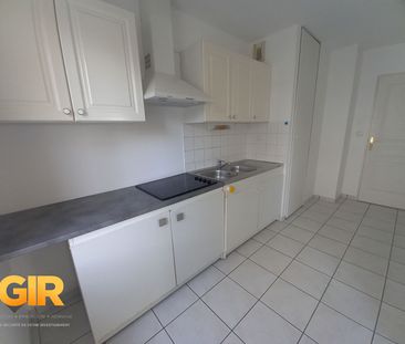 Location Appartement 3 pièces 65m² RENNES 35000 - Photo 2