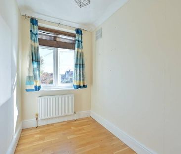 3 bedroom end of terrace house to rent - Photo 5