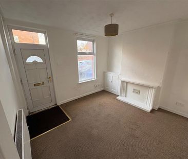 St Johns Road - Photo 4