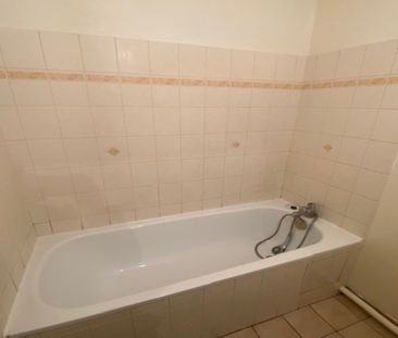 Location Appartement 1 pièce 26m² LILLE 59000 - Photo 6