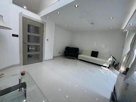 1 bedroom semi-detached house to rent - Photo 5