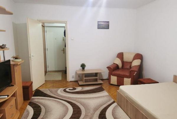 Iancului muncii vatra luminoasa etaj 1 - Fotografie 1