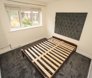 4 bedroom detached house to rent - Photo 6