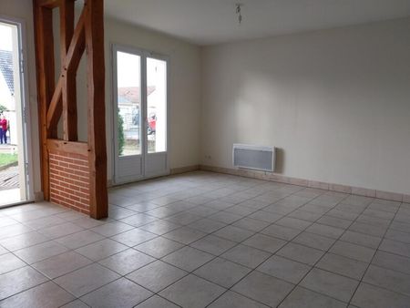 Location Maison 5 Pièces 110 m² - Photo 3