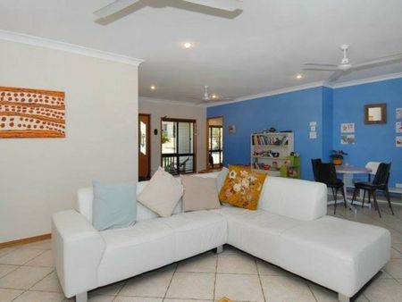 GREAT LOCATION!!!! - Photo 2