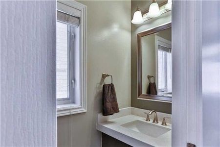 For Lease - 166 Chayna Crescent, Vaughan, Ontario - Photo 3