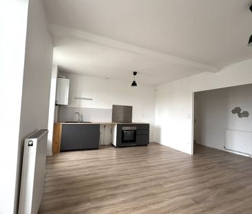 Location Appartement 3 pièces 59m² ST ETIENNE 42000 - Photo 2