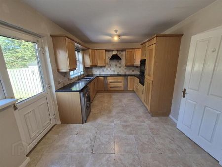 29 Heron Park, Newtownards, BT23 8WJ - Photo 3