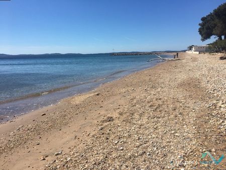 Studio climatisé pour 4 personnes à 50 m de la plage situé aux Salins d'Hyères - Photo 2
