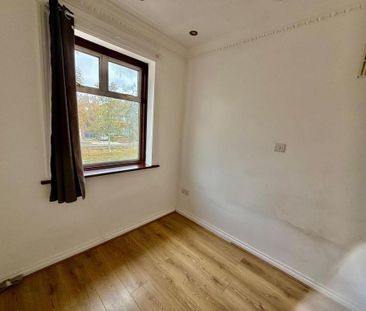 4 bedroom house to rent - Photo 3