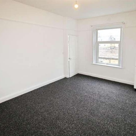 Esmond Street, Bradford, BD7 - Photo 1