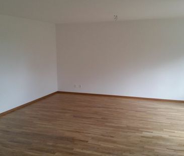 Bel appartement de 3.5 pièces avec balcon spacieux ! - Photo 2
