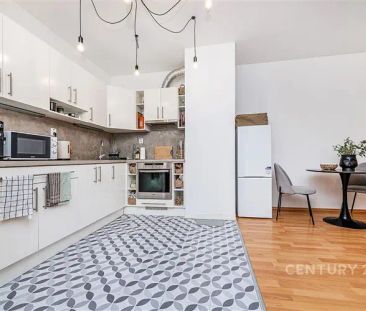 Prostorný byt 2+kk s východní orientací lodžií, komorou a parkovací... - Photo 4