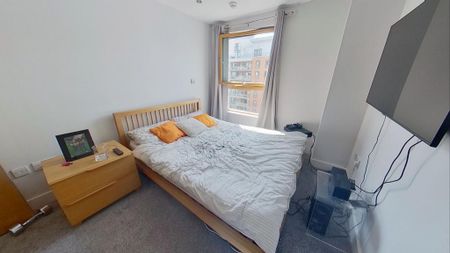 2 bedroom flat to rent - Photo 3