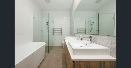 Contemporary family townhouse in leafy St Ives - Photo 4