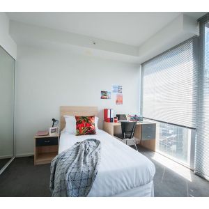 Melbourne | Student Living on Lonsdale | 2 Bedroom Apartment – Large High Level - Photo 3