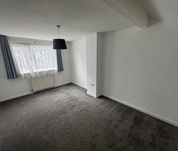 2 bedroom semi-detached bungalow to rent - Photo 5