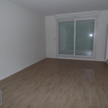 Location Appartement 2 pièces 41m² ARMENTIERES 59280 - Photo 4