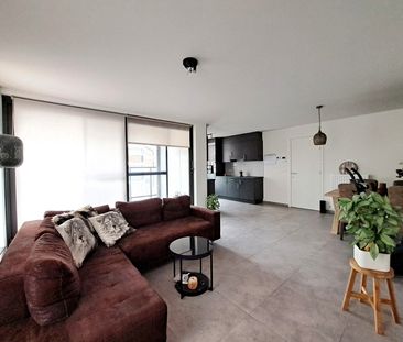 Gezellig centraal gelegen 2 slaapkamer appartement - Photo 6