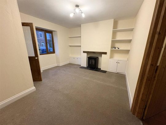 3 bedroom terraced house to rent - Photo 1