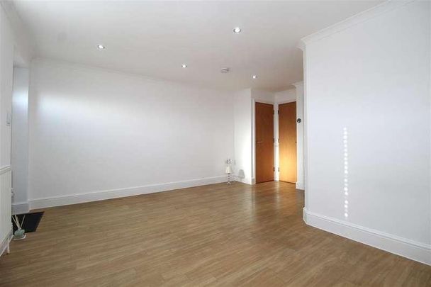 Hops House, Brewery Road, Hoddesdon, EN11 - Photo 1