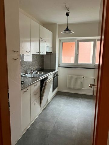 Charmant appartement de 3,5 pièces dans la vieille ville - Photo 2