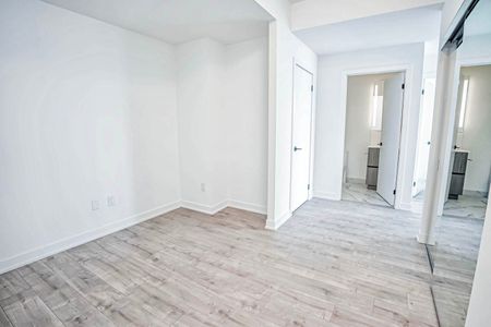 For Lease - 220 Missinnihe Way Unit# 805, Mississauga, Ontario - Photo 2