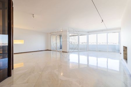 Apartamento T4 em Lisboa - Photo 2