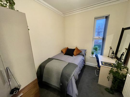 Room in a Shared House, Lower Holyhead Road, CV1 - Photo 1