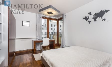 Warszawa, Śródmieście, Grzybowska - Photo 5