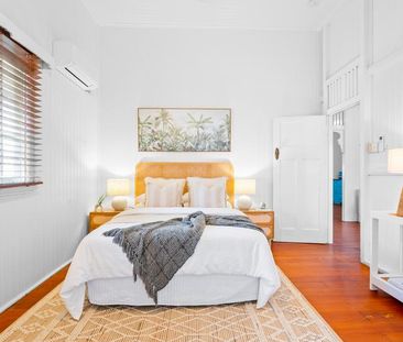 THE ENTERTAINING QUEENSLANDER - Photo 5