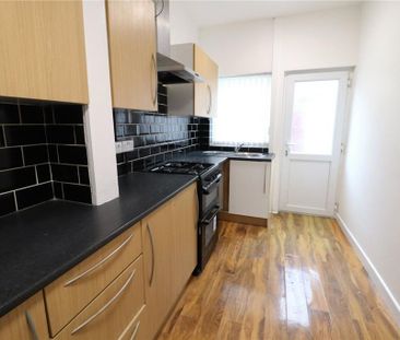 3 bedroom terraced house to rent - Photo 6