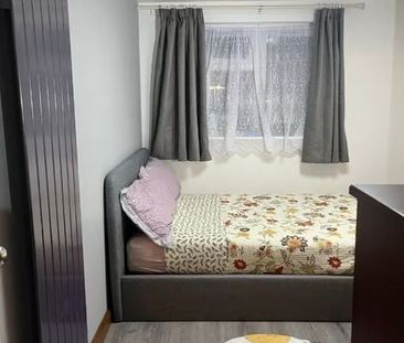 Room in a Shared House, Westmorland Close, E12 - Photo 4