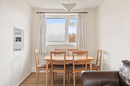 Watford Close, London, SW11 - Photo 5