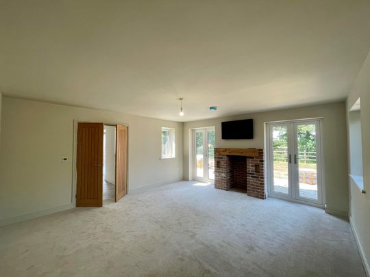 Chequers Lane, Saham Toney - Photo 1