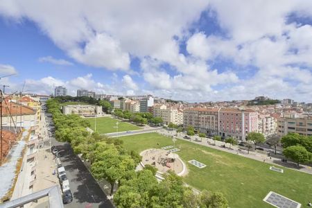 Alameda Dom Afonso Henriques, Lisbon, Lisbon 1900-183 - Photo 3