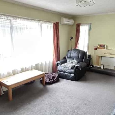 Three bedroom home in Bryndwr - Photo 1