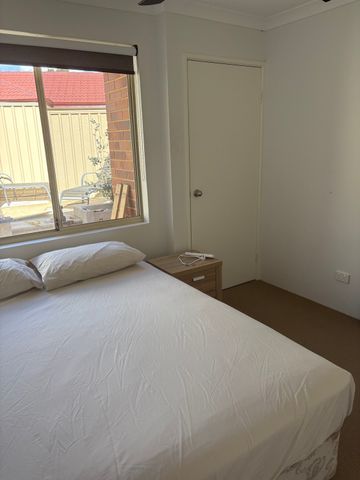 Byford - Photo 5