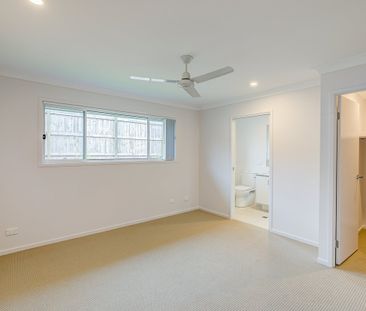 Brand-New Family Home in Park Lane Reserve! - Photo 5