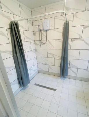 5 bedroom townhouse to rent - Photo 1